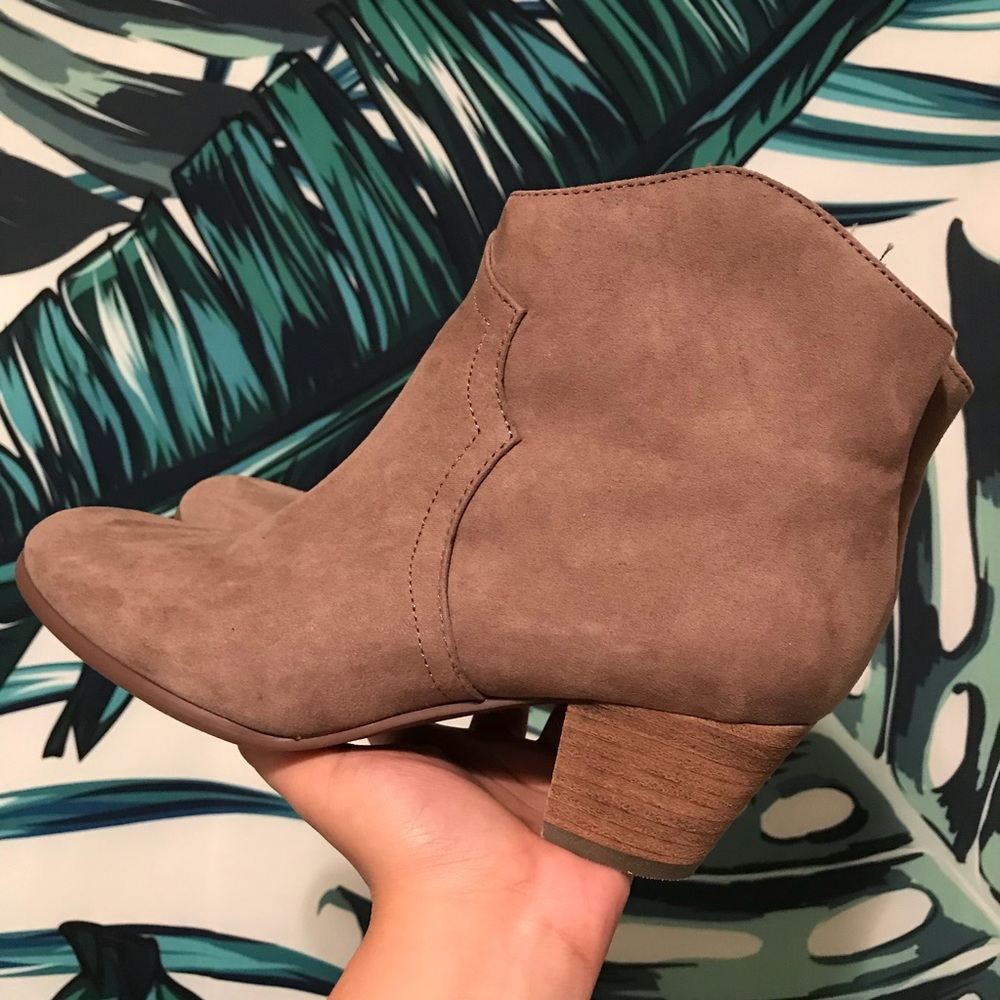 Women boots